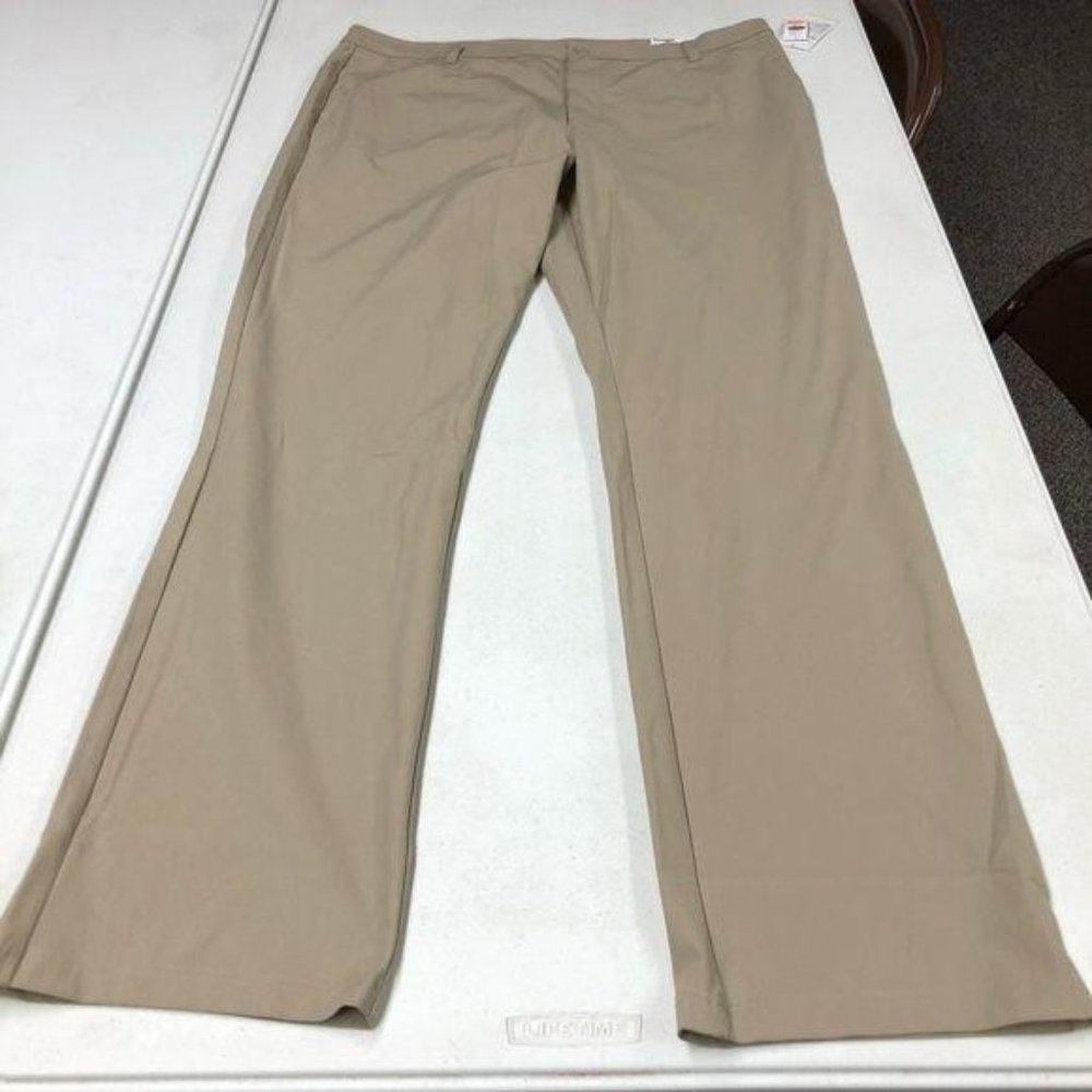 NWT Old Navy Go Dry Cool 42x36 Men’s Khaki Pants